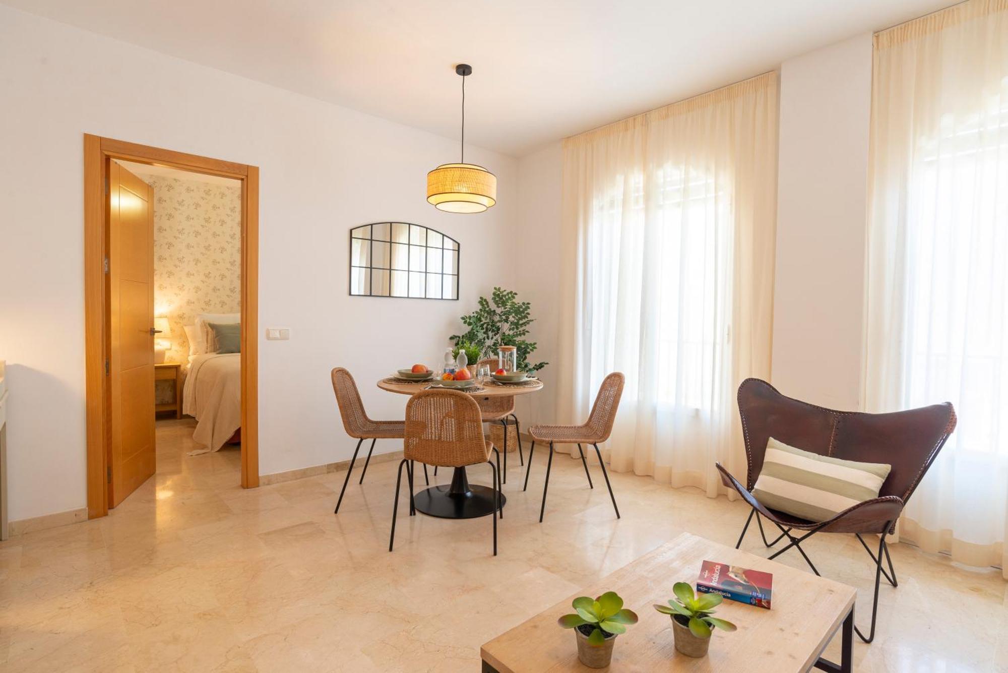 Apartment & Pool In Malaga City Center Екстериор снимка